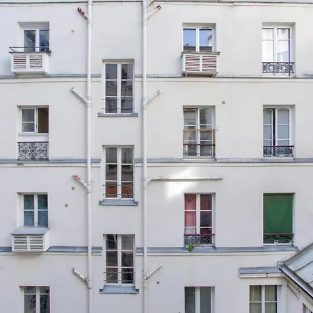 アパート Bright Apartment In Republique *